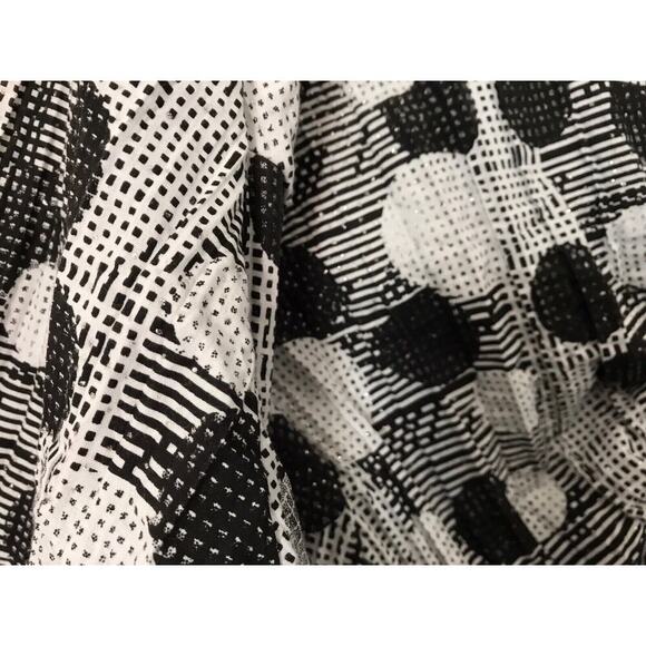 Cato Woman Top Size 26/28W Black White Big Polka Dot Long Sleeve Button Front - Picture 6 of 14